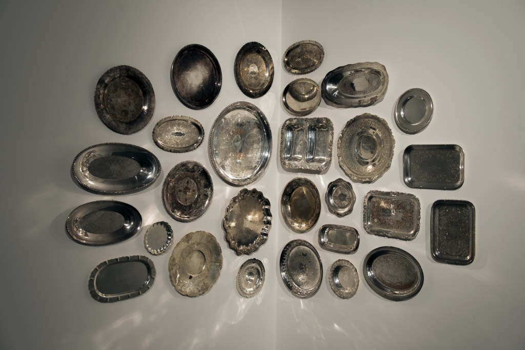 Mathieu Léger, "On a Silver Platter," 2014. Exhibition view in Galerie Sans Nom, Moncton, NB, Canada. Installation. Photo credit: Mathieu Léger